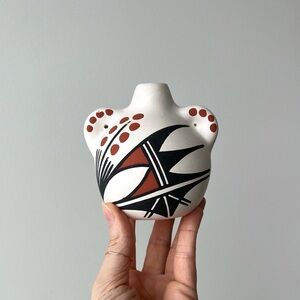 Vintage Native American Acoma Pottery Vase Small